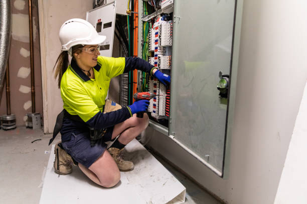 Best Emergency Electrical Repair  in Paris, IL