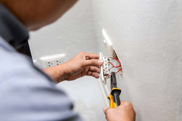 Best Electrical Contractors for Businesses  in Paris, IL